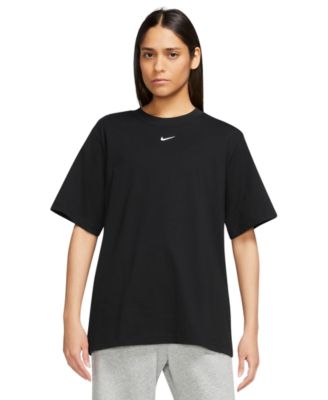 Nike Women's   Sportswear   T-Shirt