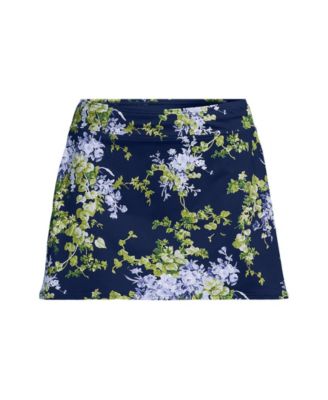 Navy/white blooms