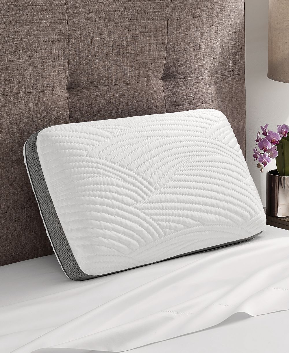 Подушка Hotel Collection Memory Foam Gusset, Standard/Queen