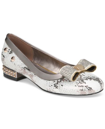 THINGS II COME Women's London Luxurious Embellished Ballet Flats