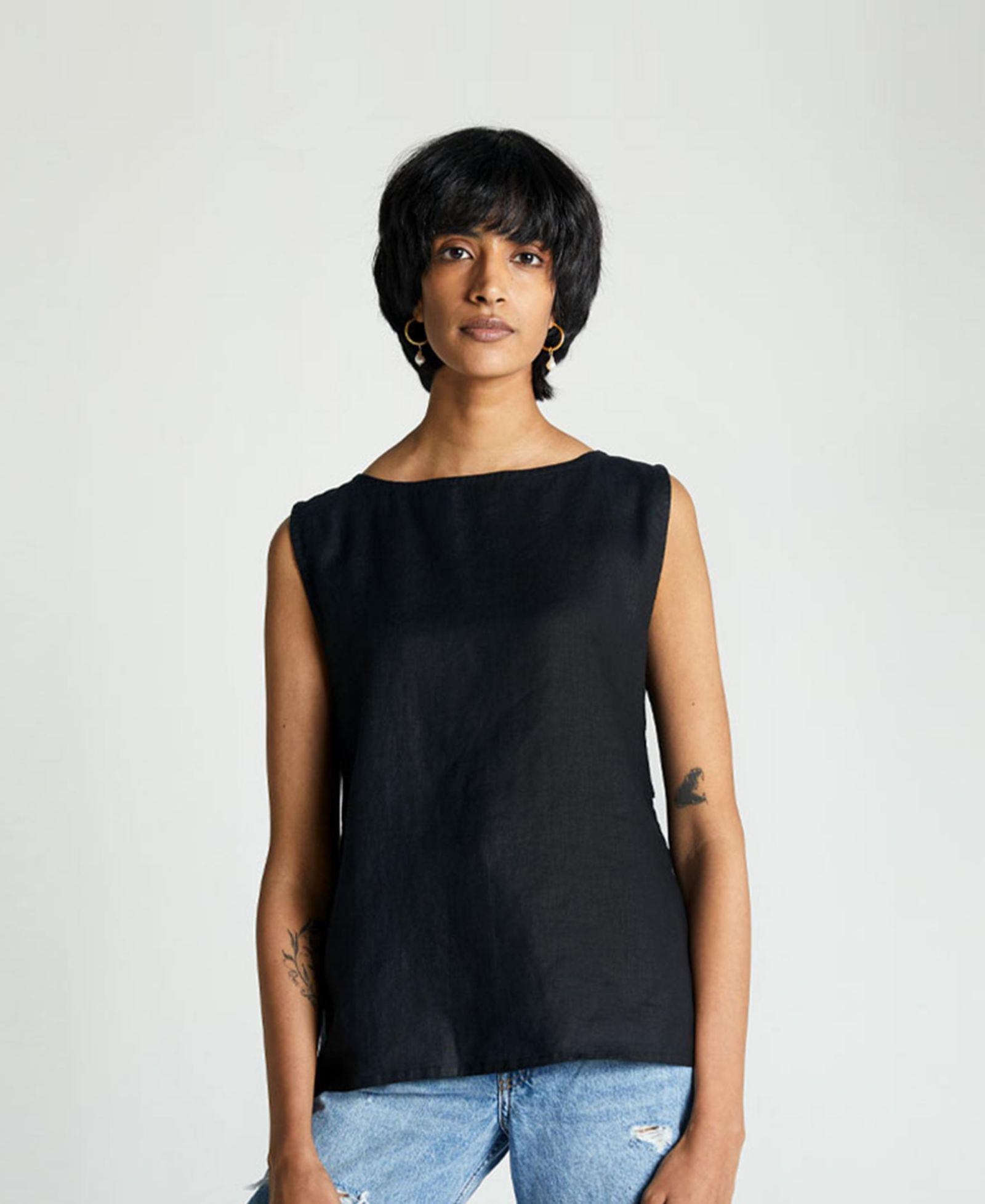 Reistor Women's Business Top