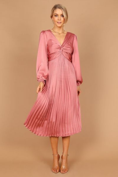 Женское платье Petal and Pup Noelle Twist Front Pleated Midi