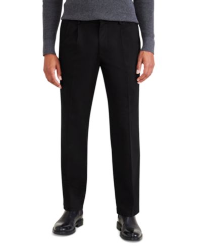 Мужские брюки Dockers® Men's Signature Classic Fit Pleated Iron Free Pants with Stain Defender