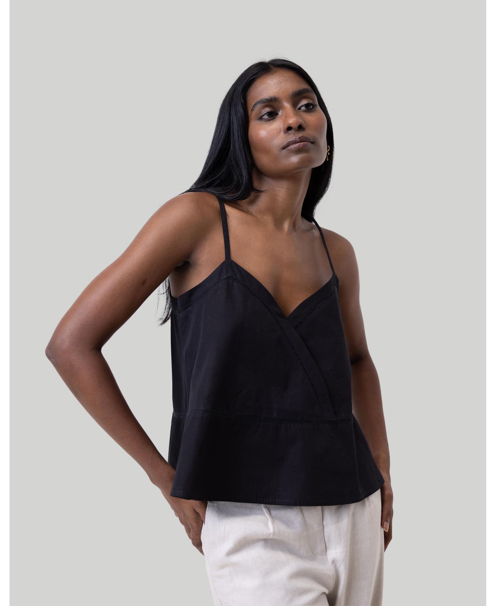 Reistor Women's V-neck Camisole with Lace