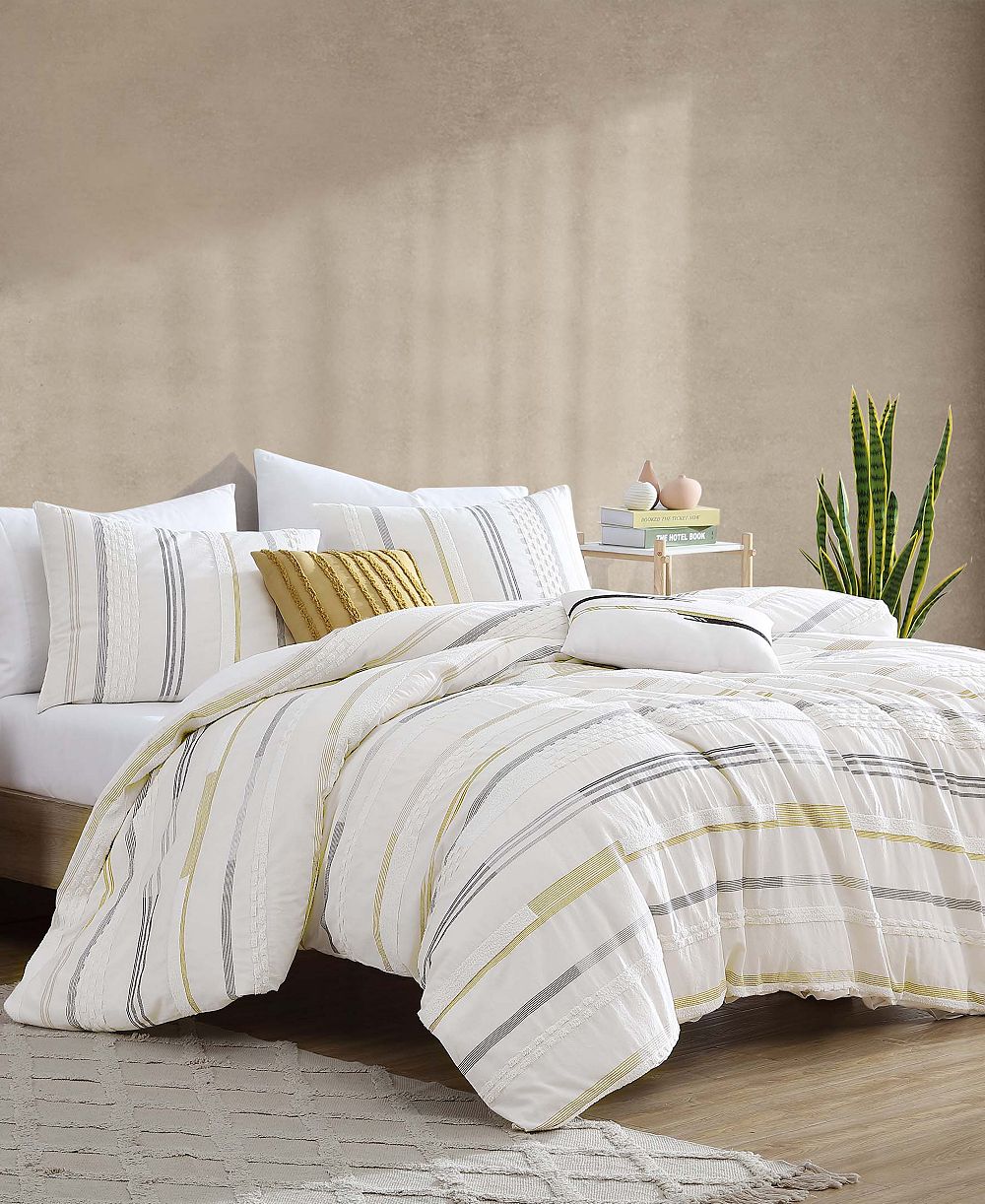 Комплект из 6 предметов Riverbrook Home Whitten Comforter Set, Queen
