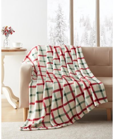 Kate Aurora Holiday Classics Christmas Plaid Oversized & Ultra Plush Accent Throw Blanket, 50" x 70"
