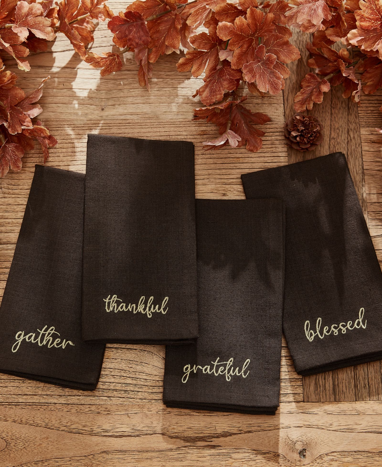 Elrene Harvest Sentiment Embroidered Napkins, Set of 4, 17" x 17"