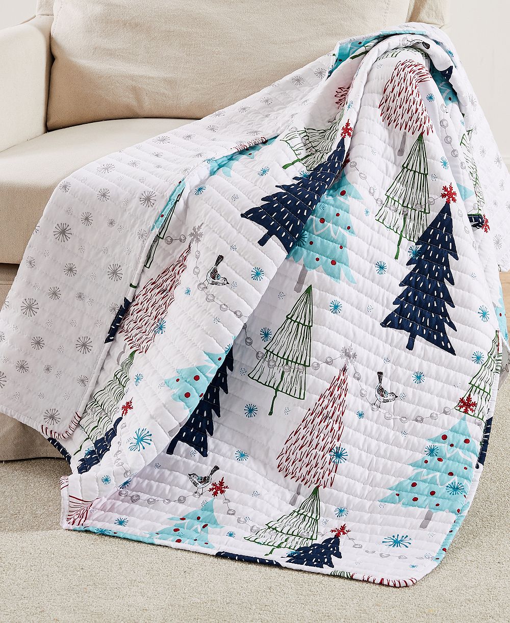 Реверсивный стеганый плед Levtex Merry Pine, 50" x 60"