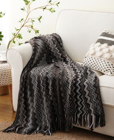 Богемский вязаный плед Battilo Lifestyle Colorful Chevron, 51" x 80"