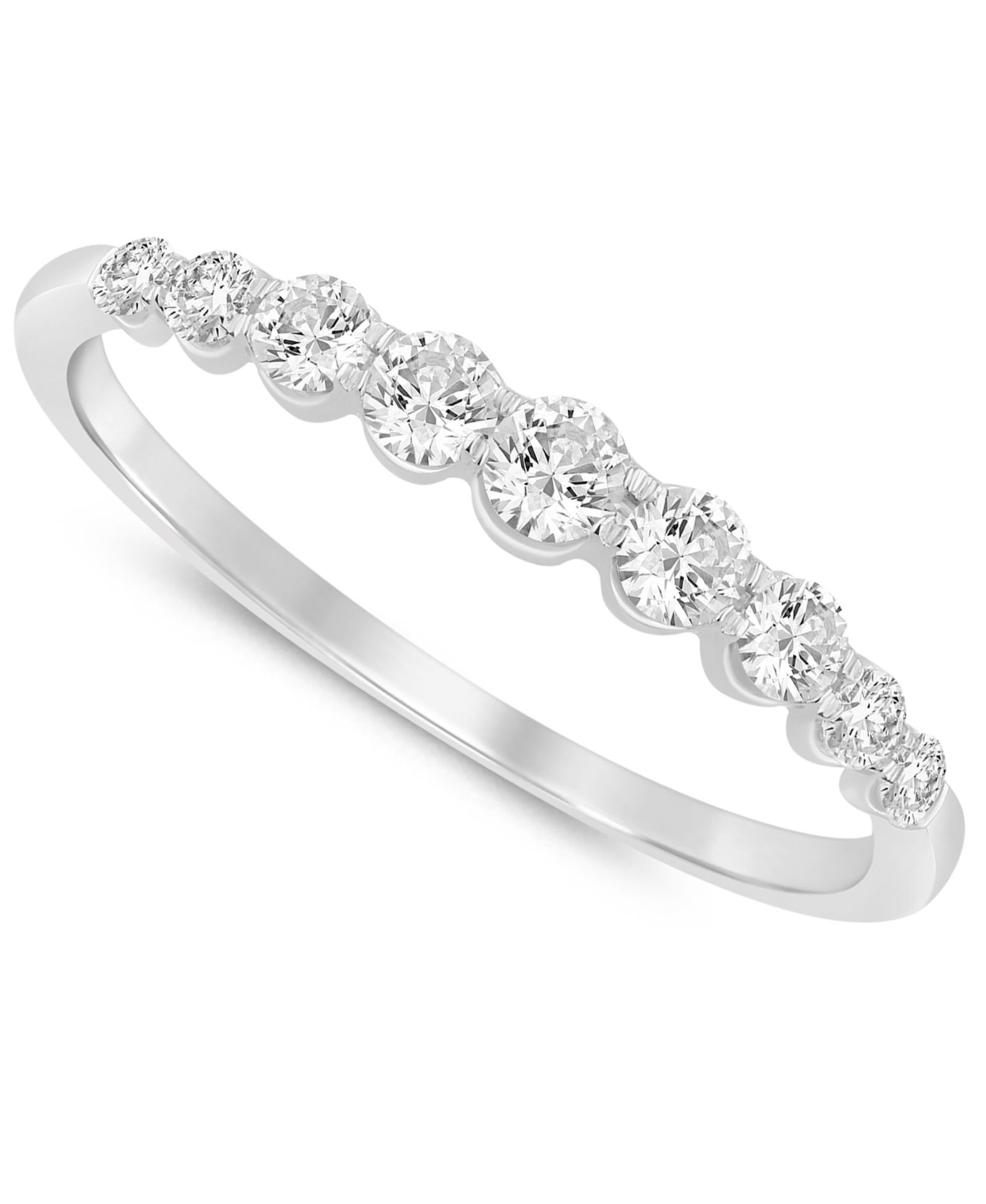 Macy's кольцо Diamond Graduated Band (1/2 ct. t.w.) в 14k White Gold