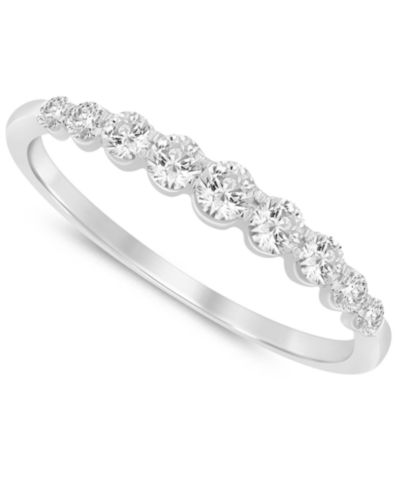 Macy's кольцо Diamond Graduated Band (1/2 ct. t.w.) в 14k White Gold