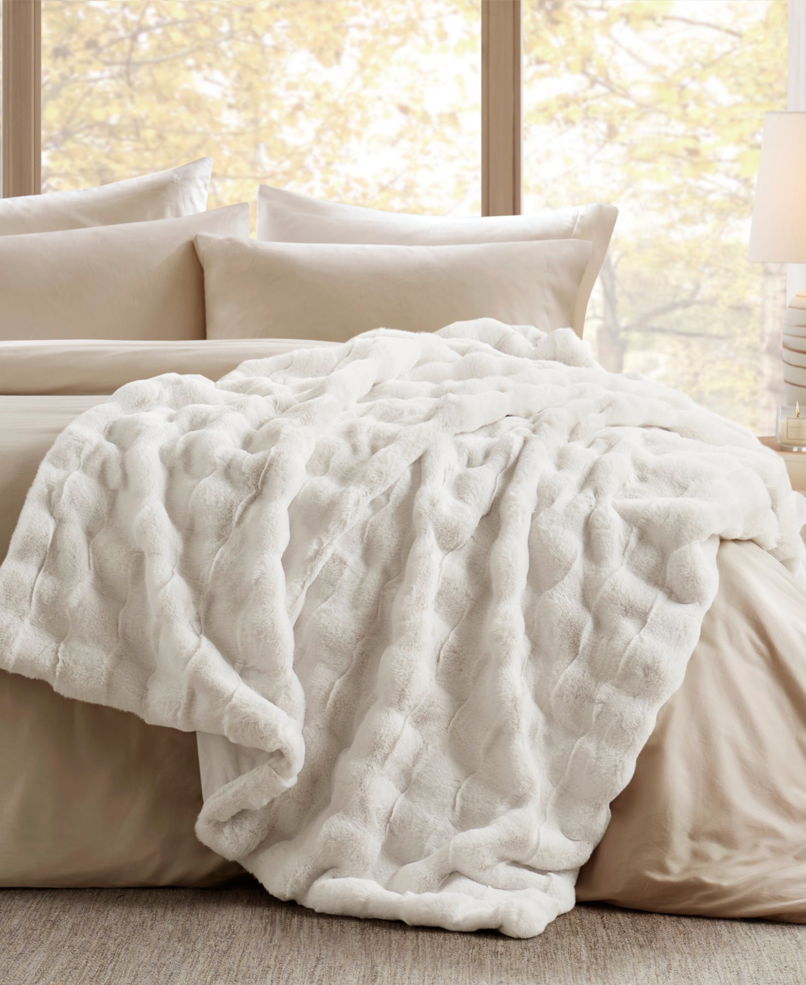 Плед Madison Park Vivienne Faux Fur Throw, 50" x 60"