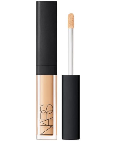 Macadamia (M1.5 - Medium With Warm Undertones)