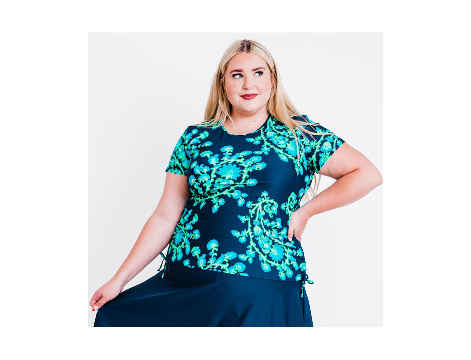 Calypsa Plus Size Adele Swim Top с коротким рукавом