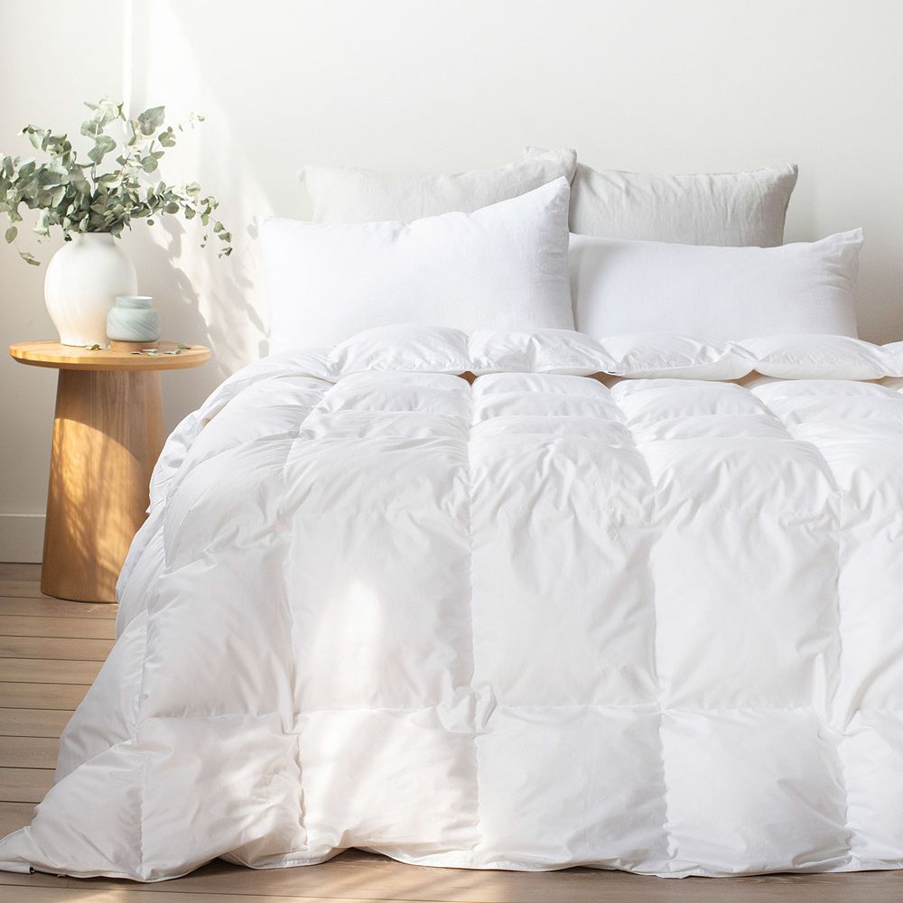 Extra Warm 700 fill Power Luxury White Duck Down Duvet Comforter - Full/Queen