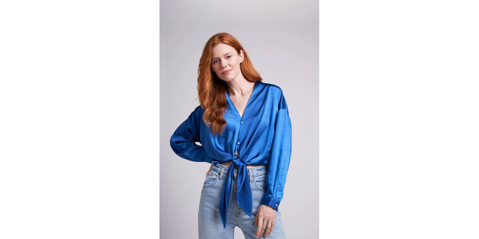Caldwell Collection Women's Emma Oversized Crinkled Satin Button and Tie Front Cropped Blouse