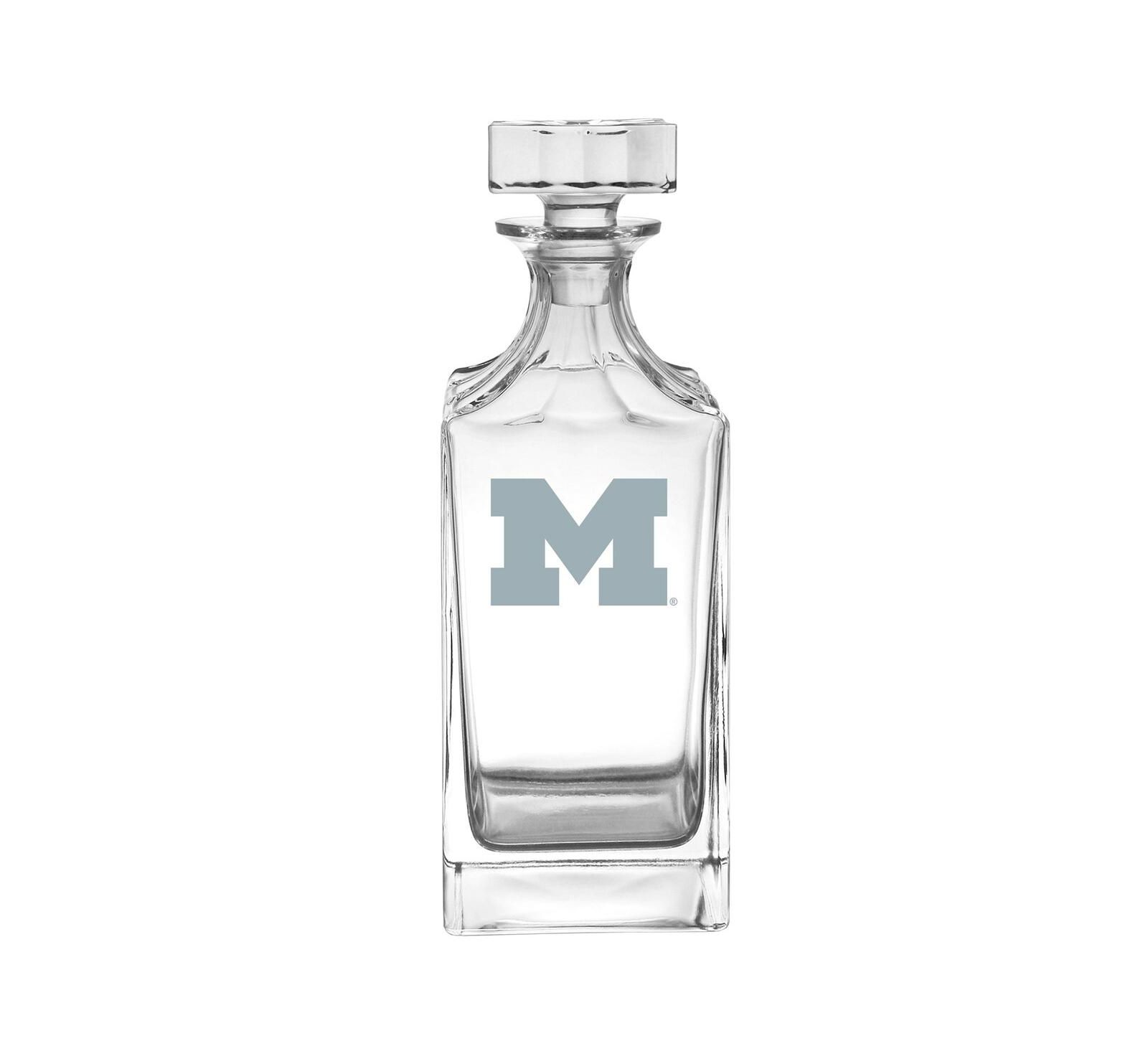 Гравированный графин Michigan Wolverines