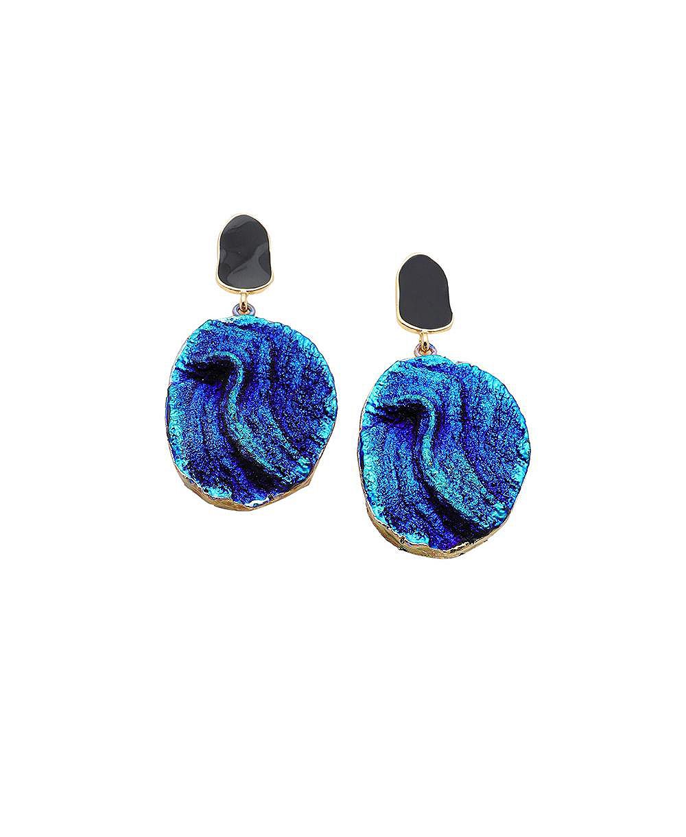 SOHI Women's Blue  Textured Oval Drop Earrings