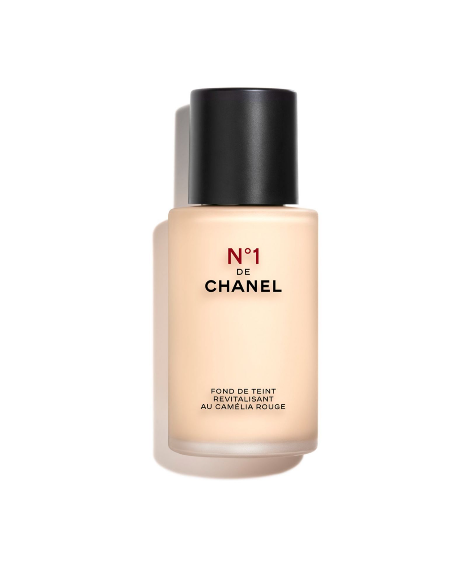 N°1 DE CHANEL REVITALIZING FOUNDATION Illuminates – Moisturizes – Protects