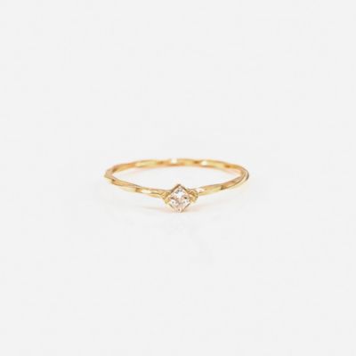 Минималистичное кольцо Bearfruit Jewelry 14k Gold Plated Thin Crystal Solitaire