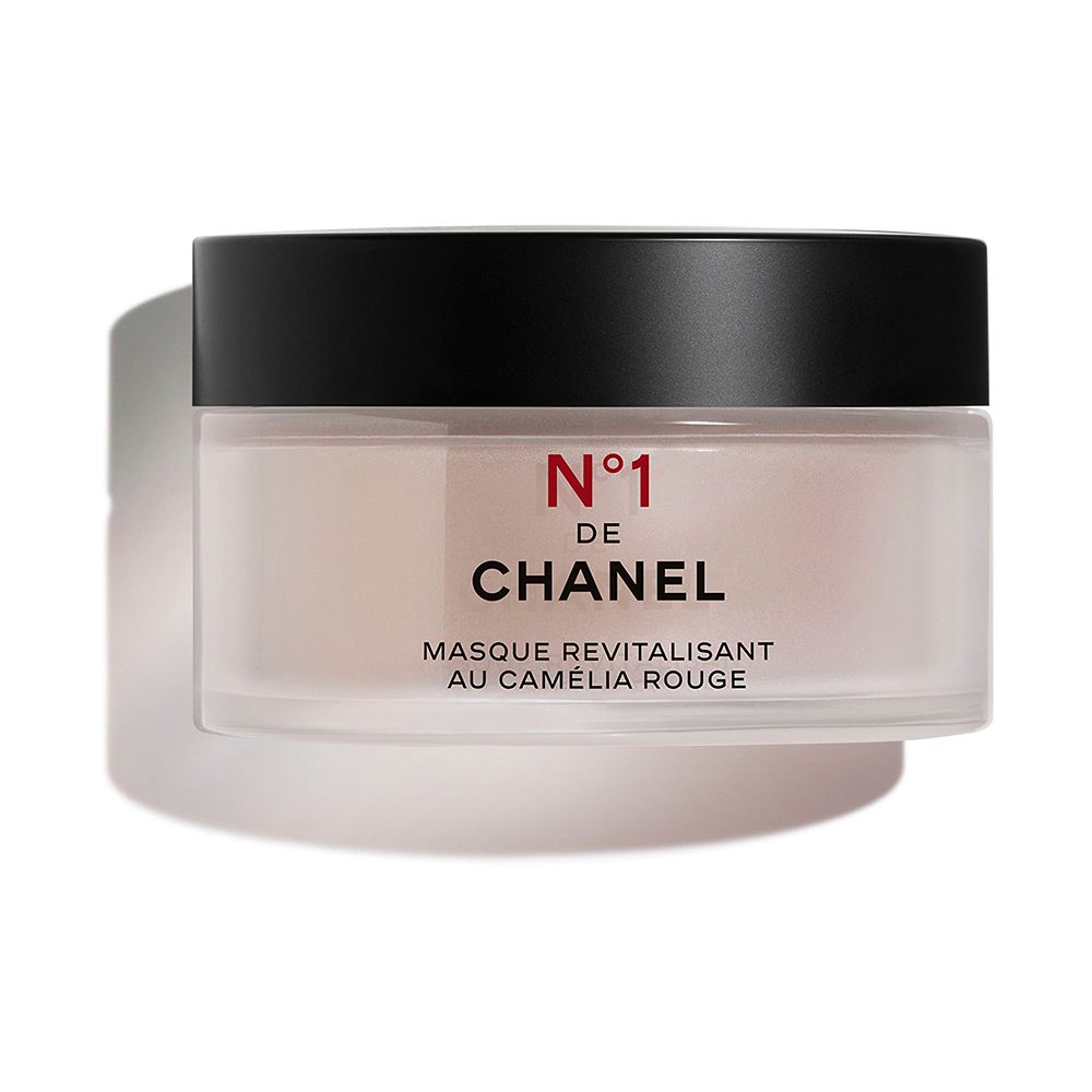 CHANEL N°1 DE CHANEL оживляющая маска: отшелушивает, выравнивает, разглаживает