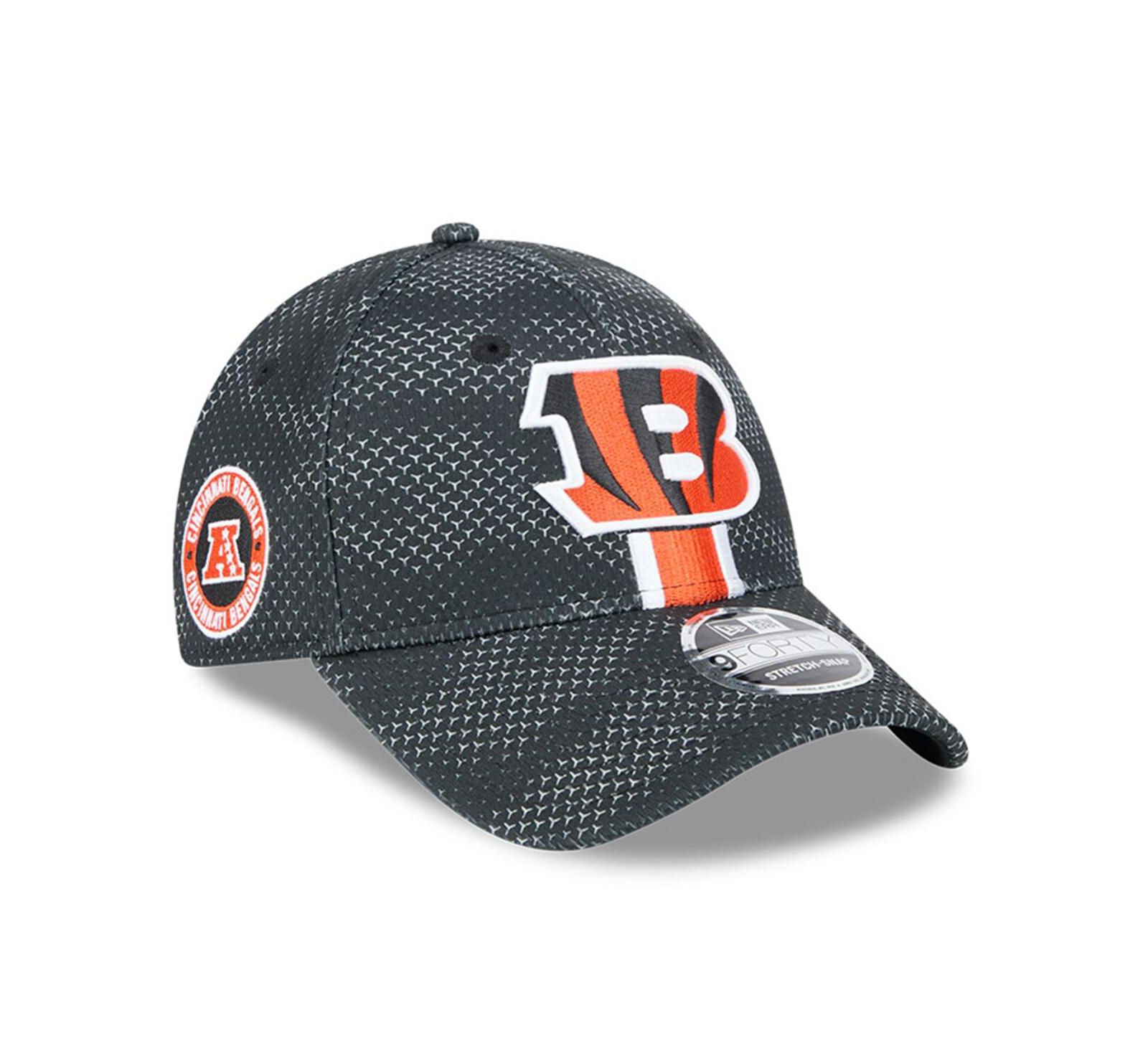 New Era Men's Black Cincinnati Bengals 2024 Sideline 9FORTY Stretch-Snap Hat