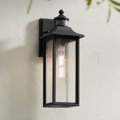 Настенный уличный светильник John Timberland Mission Black Dusk to Dawn с датчиком движения, 16 1/2" Seeded Glass
