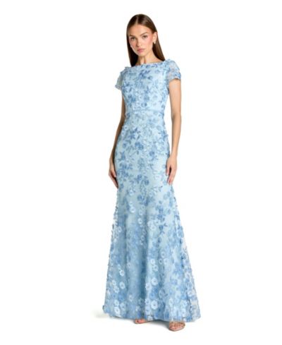 Mac Duggal Women's Floral Applique Boat Neck Cap Sleeve Gown