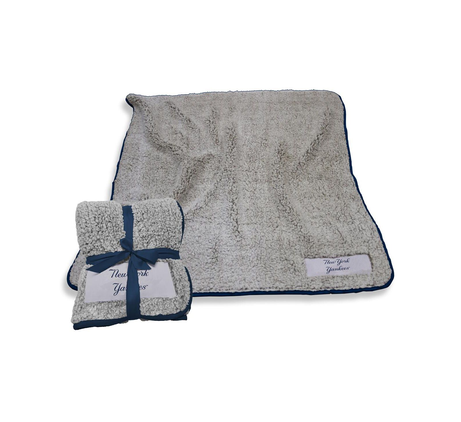 Флисовый плед New York Yankees 50" x 60" Frosty Fleece