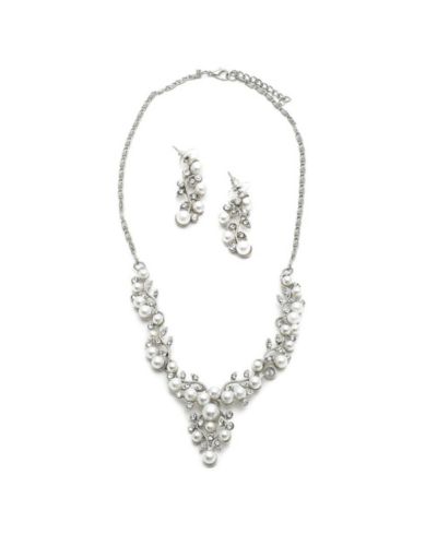 Набор SOHI White Pearl Cluster Necklace And Earrings (7-8 mm), 2 шт.