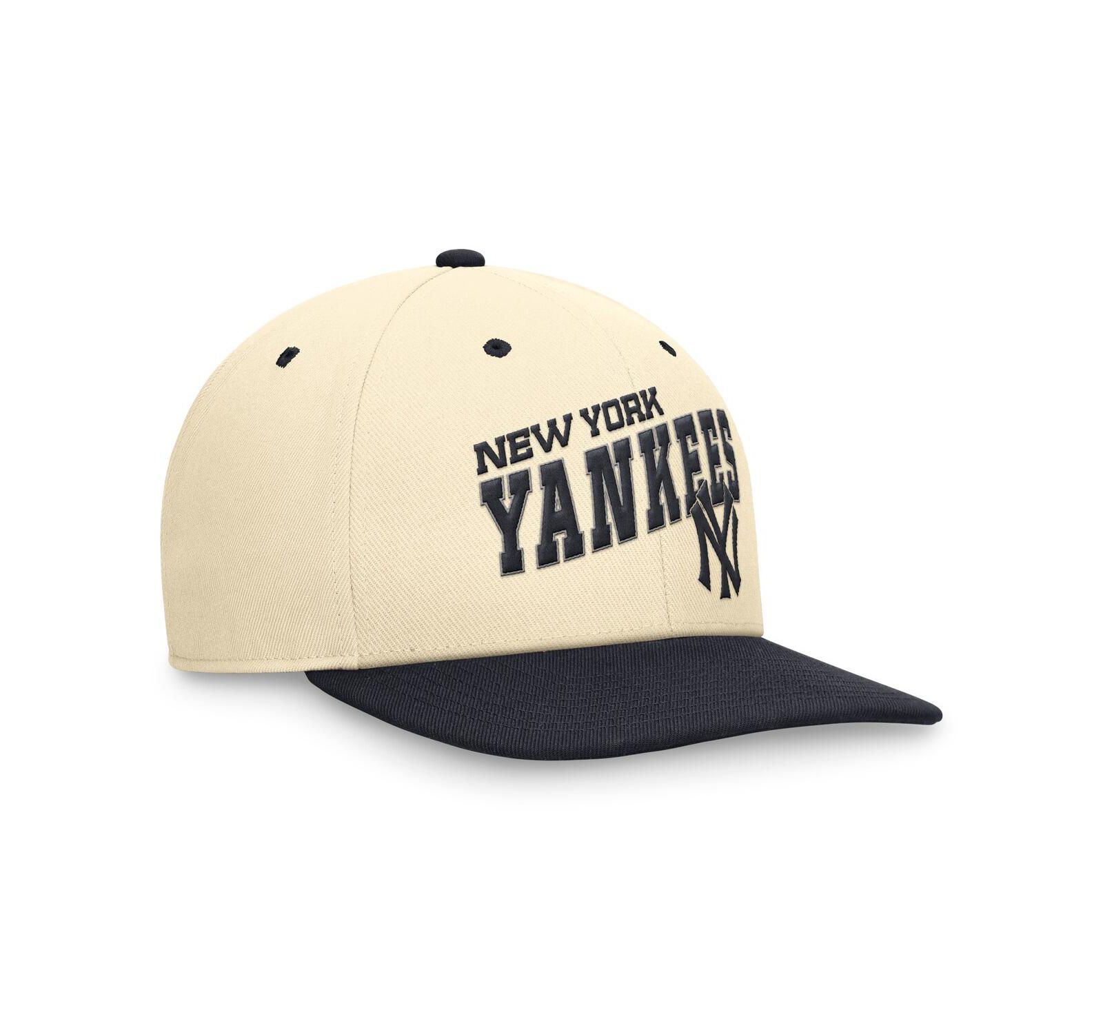 Nike Men's Navy/White New York Yankees Evergreen Two-Tone Snapback Hat