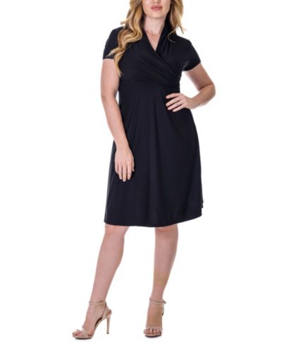 Платье 24seven Comfort Apparel с V-образным вырезом и драпировкой, короткий рукав