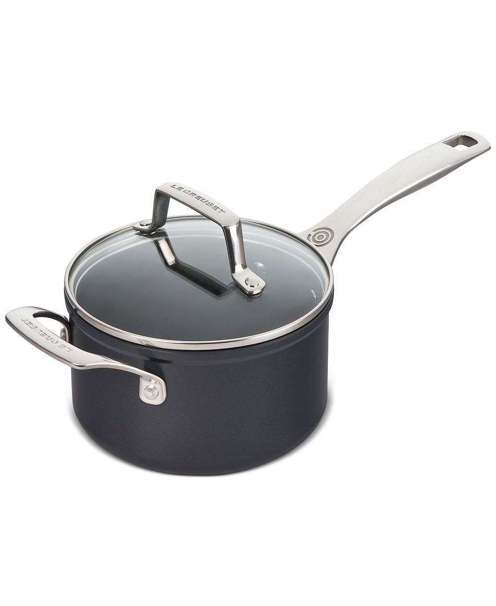 Le Creuset Сотейник керамический Le Creuset Essential Nonstick 2-Qt. с крышкой