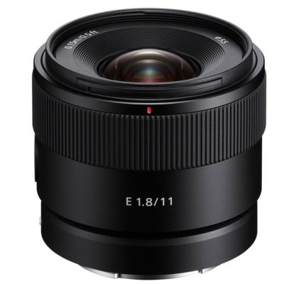 Объектив Sony E 11mm f/1.8