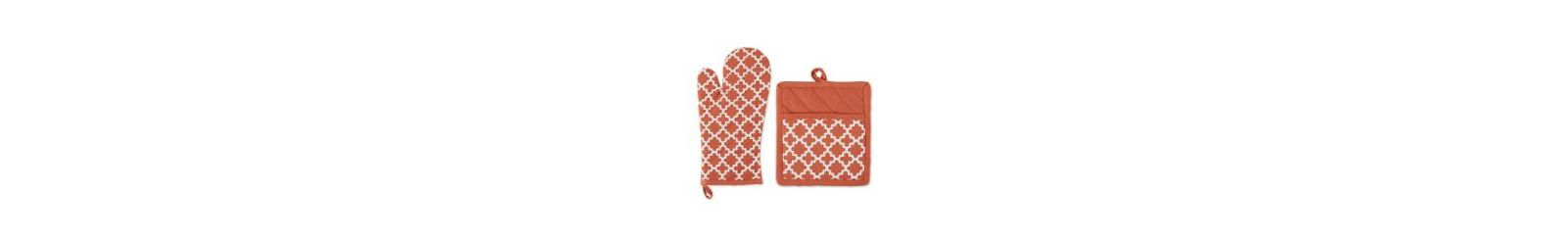 Design Imports Lattice Basics Collection Kitchen Essentials, Oven Mitt Potholder Set, Spice, 2, Piece