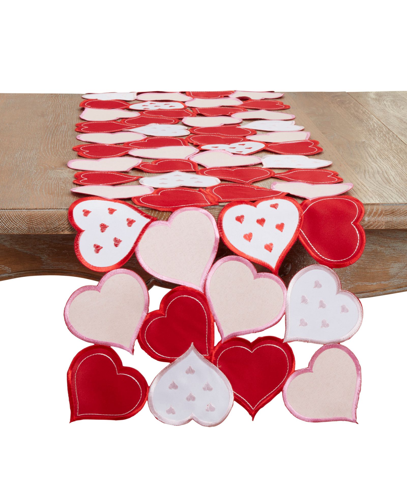 Saro Lifestyle Romantic Hearts Cutout Table Runner, 16"x72"