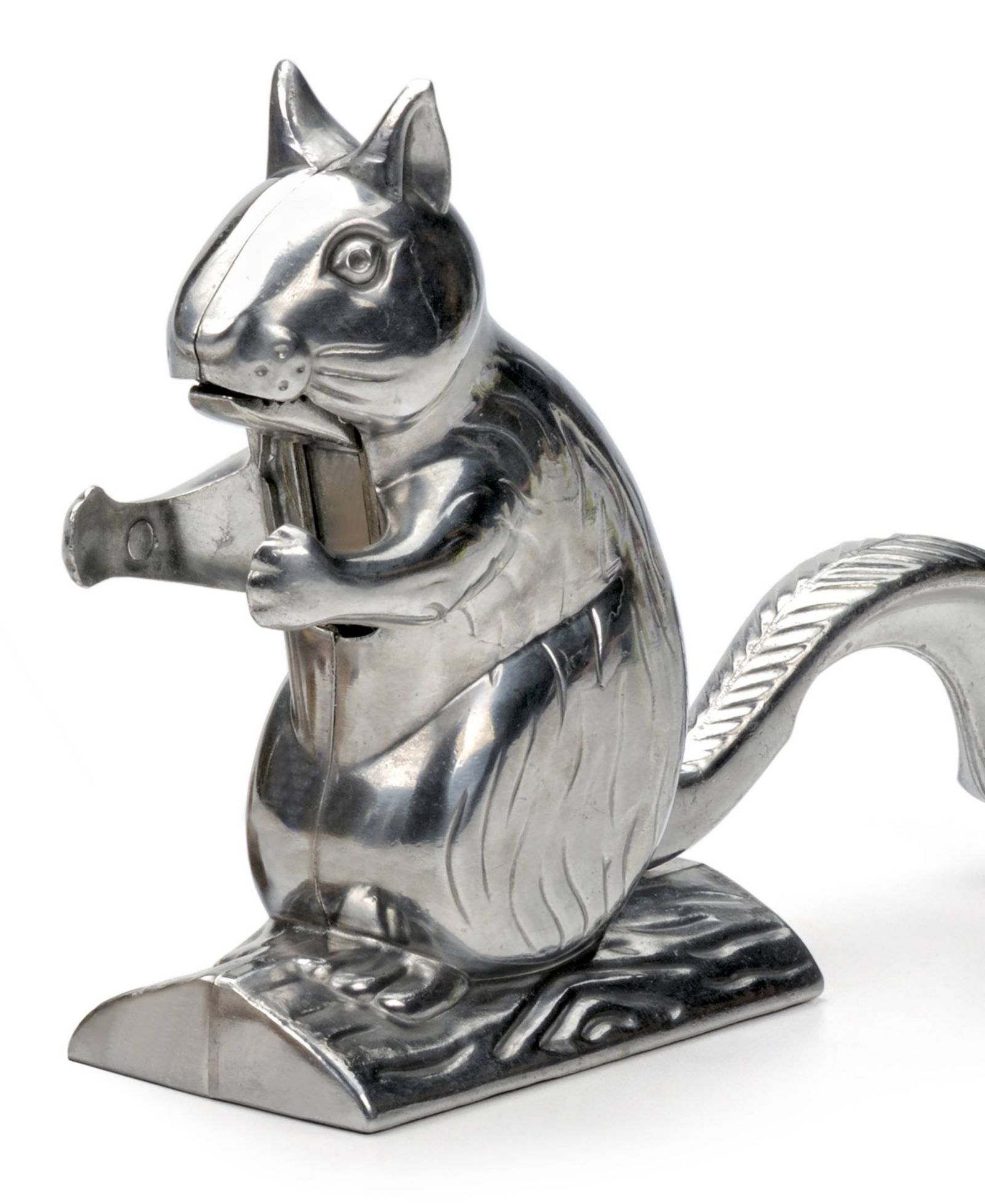 Щелкунчик RSVP International Nutty Squirrel из литого алюминия 9x5x2"