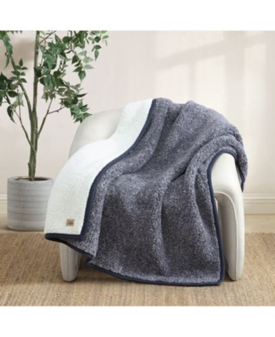 Плед UGG® Classic UGGfluff, 50" x 70"