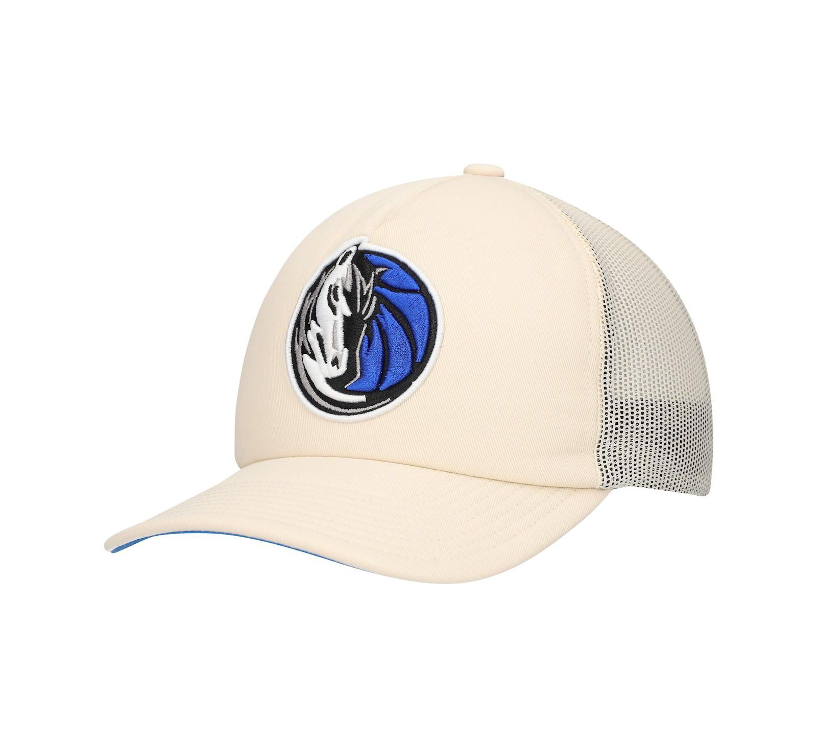 Mitchell & Ness Men's Cream Dallas Mavericks Trucker Adjustable Hat
