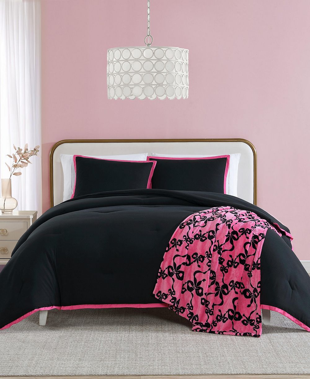 Комплект из 4 предметов Betsey Johnson Signature Hotel Comforter Set Full/Queen