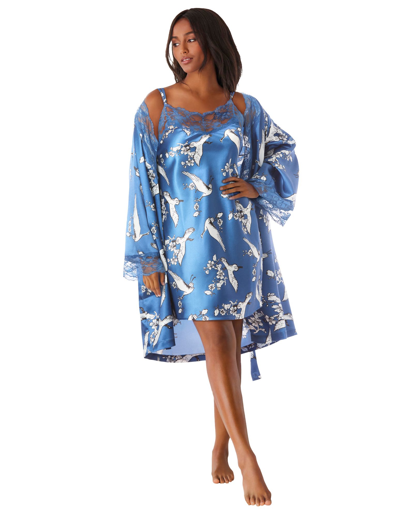 Amoureuse Women's The Luxe Satin Short Peignoir Set