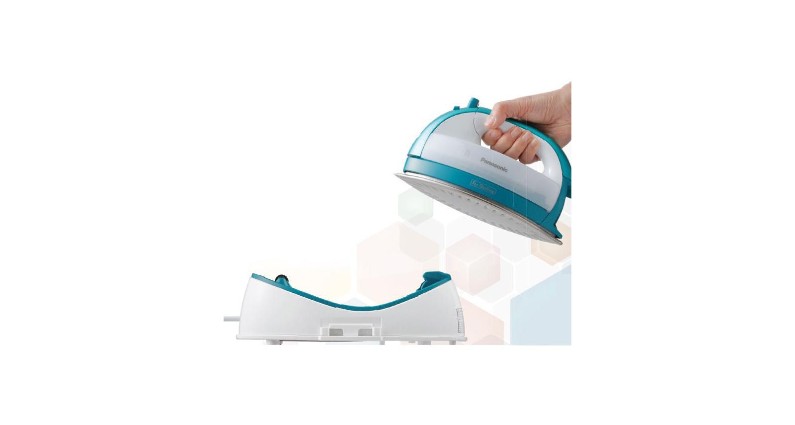 Беспроводной утюг Panasonic NI-QL1000 360 Freestyle Steam/Dry с чехлом (Teal)