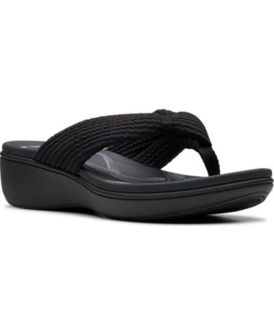 Сандалии Clarks Cloudsteppers Breeze Rae Erin на плоской подошве