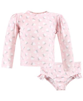 Dainty flower pink