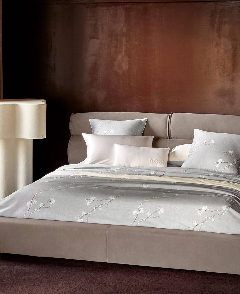 Пододеяльник Boss Home by Hugo Boss с цветами миндаля, Full/Queen