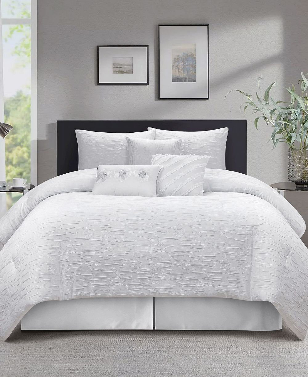 Stratford Park Slavia Leaves 7-Pc. Comforter Set, California King