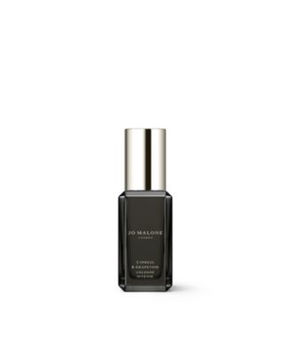 При покупке Jo Malone London Amber Labdanum Cologne Intense — мини-колонна бесплатно