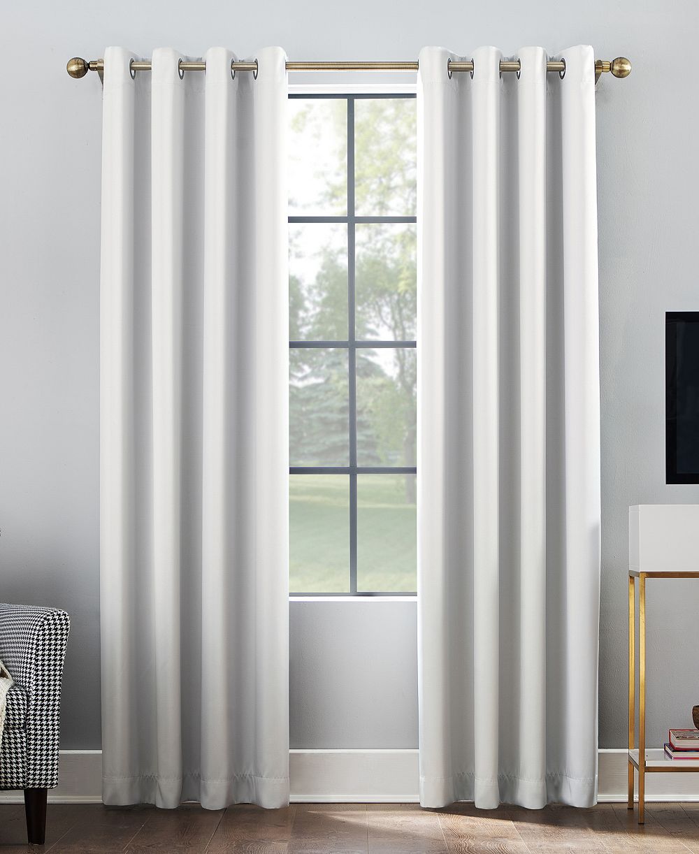 Sun Zero Oslo штора Blackout Theater Grade, 52" x 108