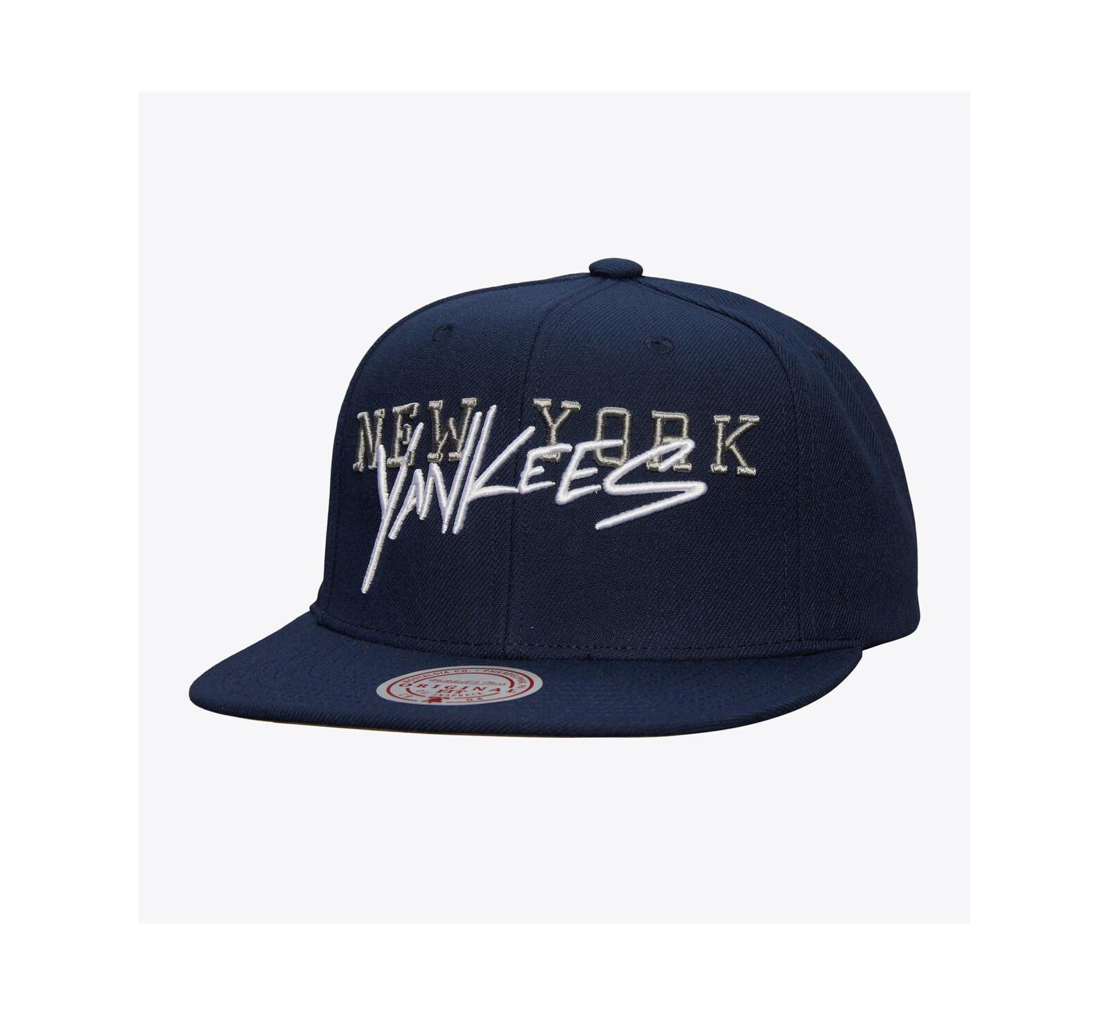 Mitchell & Ness Men's Navy New York Yankees Team Tagged Snapback Hat
