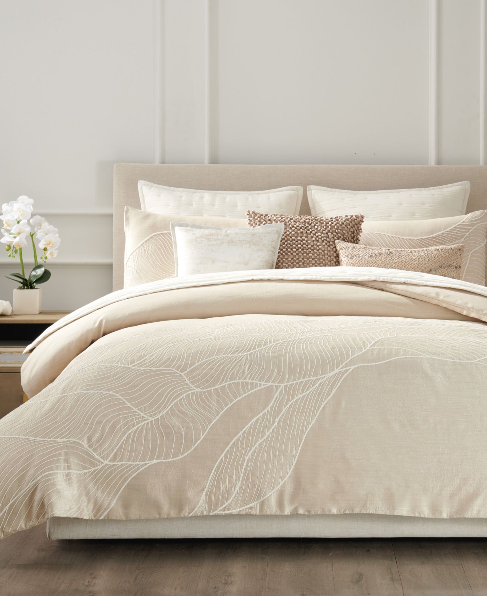 Пододеяльник Donna Karan Home Dune с вышивкой Queen